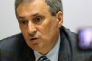 Ministrul Vela nu dă afară pe nimeni! Aduce oameni pentru a combate reţelele de crimă organizată!