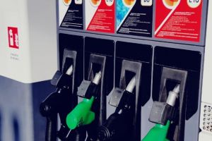 Carburant premium de iarnă, produs în premieră la rafinăria Petromidia