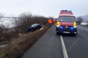 Ceasuri rele. Accidente pe drumurile din judeţ (FOTO)