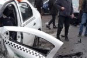 Taximetrist rămas încarcerat după un accident produs la Timişoara