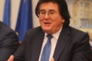 Robu, fericit că subvenţia pentru partide a scăzut: „Chiar erau prea mulţi bani!”