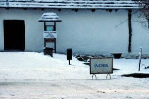 Primim la Redacţie:  SECHESTRU LA MUZEUL BRAN