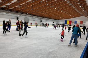 Tarife mai mici la Patinoarul Cornişa. Cu cât au scăzut!
