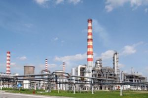 ALERTA/ Amenintare cu bomba la Lukoil Ploiesti