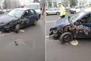 FOTO| ACCIDENT rutier în Alba Iulia: O persoană rănită după o coliziune între o maşina şi o autocisternă cu benzină. Intervin pompierii