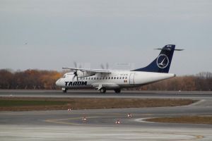 Un avion Tarom a decolat de pe Aeroportul Suceava cu o întârziere de câteva ore