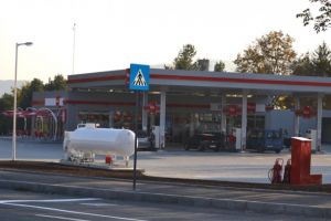 Accident rutier in Campina. Un tanar de 17 ani a fost lovit pe trecere de un sofer in varsta de 70 de ani