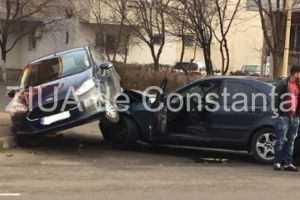 Accident rutier in Constanta, intre Gara CFR si zona Abator (galerie foto)