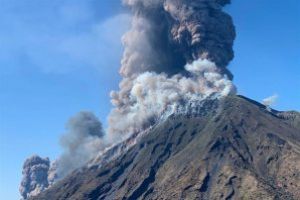 Cel putin 53.000 de rezidenti evacuati in urma vulcanului Taal din Filipine