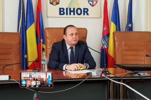 La Consiliul Judeţean Bihor s-a terminat balul: Vicepreşedintele Traian Bodea anunţă că nu mai sunt bani şi trebuie făcute concedieri