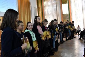 Colegiul Mihai Eminescu, în sărbătoare: Elevii merituoşi au fost premiaţi (FOTO)