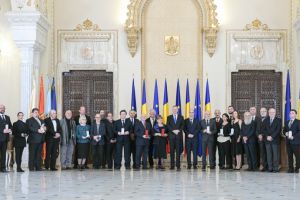 Decrete de decorare semnate de presedintele Iohannis cu ocazia Zilei Culturii Nationale (galerie foto)