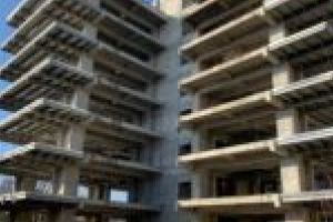 Lucrările la cel mai nou cămin studenţesc din Timişoara vor fi reluate. Investiţia de aproape 10 milioane de euro trebuie terminată într-un an!