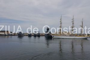 Constanta. Opt nave sunt avizate pentru sosire in porturile maritime romanesti