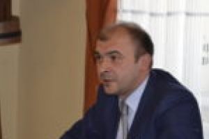 Apa mai aşteaptă, gazul e în grafic în Valea Cenchii