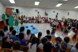 Preşcolarii de la Grădiniţa „Prichindel”, introduşi în lumea lui Mihai Eminescu