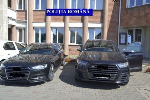 FOTO, VIDEO| Bărbat de 39 de ani, din Alba Iulia, ”SĂLTAT” de mascaţi dintr-o cafenea din oraş. Era urmărit internaţional pentru înşelăciune la achiziţionarea, în leasing, a unor maşini de lux