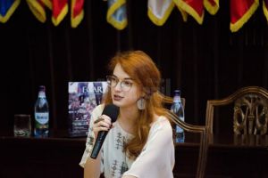 Suceveanca Anastasia Gavrilovici îşi lansează primul volum de poezie la Suceava