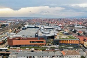 Modificări în trafic în zona noului Mall din Sibiu – Două alei cu sens unic