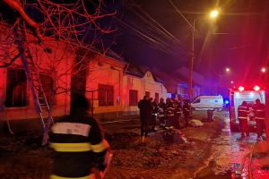 ISU Harghita: Nu-ţi lăsa copilul singur în casă!