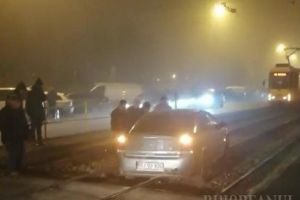 Tramvaie blocate, joi seara, din cauza unei maşini care a 