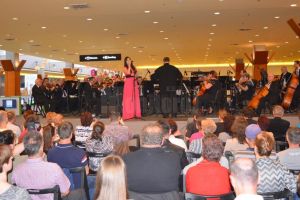 Paula Seling, într-un concert extraordinar al filarmonicii de stat din Botoşani, în acest ...