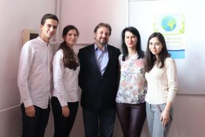 C. N. „Ienăchiţă Văcărescu” singura şcoală din România care participă la Bruxelles, la evenimentul „Your Europe, Your Say!”