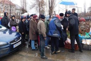 Primăria va distribui ajutoare alimentare. Cine poate beneficia de ele