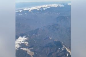 VIDEO: Cum arată Carpaţii din avion – Filmarea făcută de un europarlamentar din Sibiu