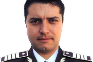 Cum era să rămână un negreştean fără 3.000 de lei. Un poliţist l-a salvat