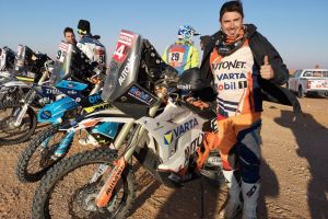 FOTO. Dakar 2020: Mani Gyenes, victorie de senzaţie! A câştigat categoria ,,Malle Moto”