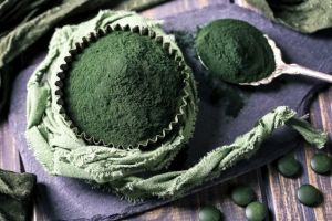 Ce beneficii are spirulina naturală?
