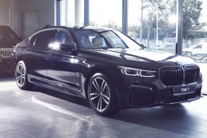 LOVITURĂ pentru PNL: BMW-ul cumpărat de Carmen Dan şi donat Camerei Deputaţilor, folosit doar de vicepreşedinţii PNL - SURSE