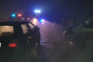 Accident rutier în Timiş: două persoane rănite, autoturisme avariate
