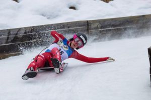 La Vatra Dornei se desfăşoară a treia etapă de Cupă Mondială la sanie pe pistă naturală ...