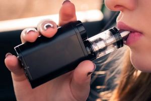 În atenţia braşovenilor care fumează ţigări electronice