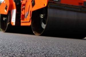 Două străzi importante din Reghin vor intra în reparaţii