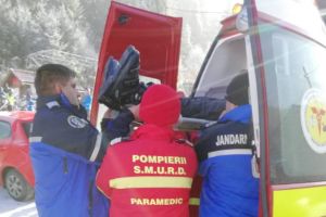 Jandarmii au intervenit pentru ajutorarea unui schior pe pârtia din Ciumani