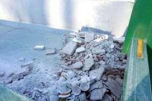 Aruncaţi aici! Centrul de colectare a deşeurilor deschis de RER Vest în Rogerius, la mare căutare printre orădeni