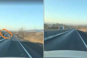 VIDEO. Fără sens pe… contrasens. Cum a fost surprins un şofer în timp ce îşi conducea duba pe un drum judeţean