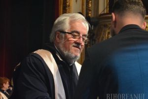 Turnător la pensie: Preotul Dumitru Megheşan, dovedit turnător la Securitate, nu mai e decan la „Teologie Ortodoxă