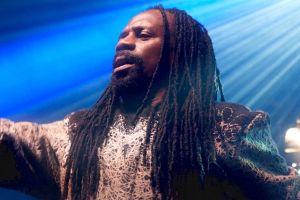 General Levy, pentru prima dată în Braşov, la Kruhnen Musik Halled