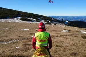 Bărbat accidentat în Masivul Ceahlău, adus cu elicopterul SMURD, la Braşov (Foto)