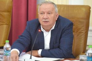 Retrospectiva săptămânii, prin ochii lui Bihorel: Ianoş e supărat pe colegii de partid care nu-i respectă bătrâneţile