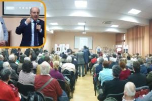 Sală plină de lume la Biblioteca Judeţeană Argeş