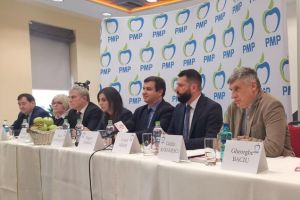 VIDEO Costel Mihai, candidatul PMP pentru funcţia de primar al Braşovului. Cătălin Avramescu, strategul campaniei electorale