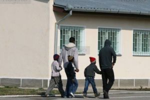 La Timişoara se strâng pachete cu produse alimentare şi de igienă pentru refugiaţii de la graniţa de vest a României