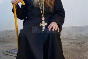 „La mulţi ani!”, preacucernice părinte Daniil Horga, duhovnicul sfânt al inimilor care ...