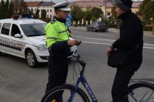 Poliţia Rutieră Dâmboviţa : Sfaturi pentru prevenirea accidentelor în care sunt implicaţi biciclişti