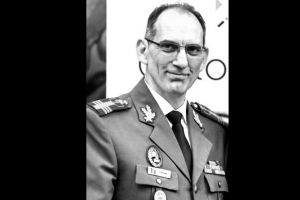 S-a stins din viata comandantul CSA Steaua, colonelul Cristian Cirlan. Acesta si-a inceput cariera militara la Batalionul 400 Infanterie Basarabi